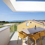 Tina Ocean View Villa Medulin