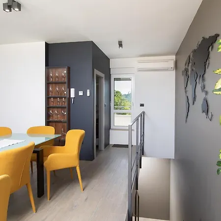 Tina Ocean View Villa *